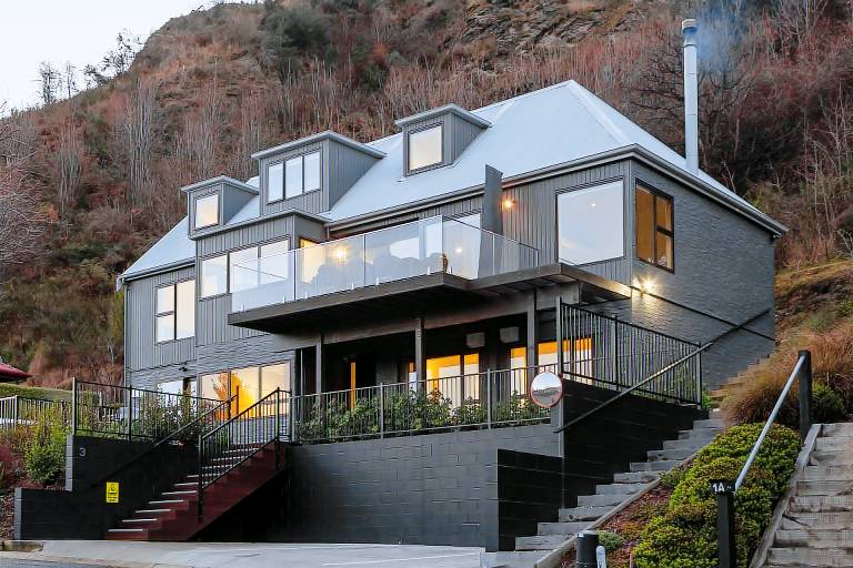 House  Queenstown