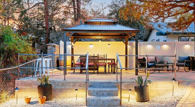 Spacious house with hot tub | Pet-friendly — photo 3