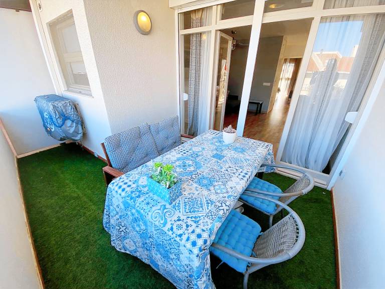 Holiday apartment with patio & yard — photo 4