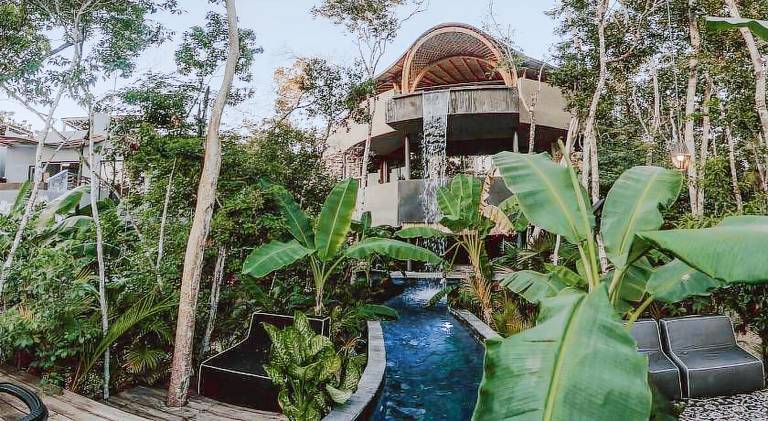 Rental apartment with yard, terrace & private pool — photo 5