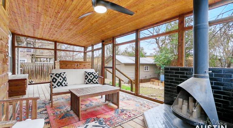 Vacation home | Suitable for remote work in Austin, TX