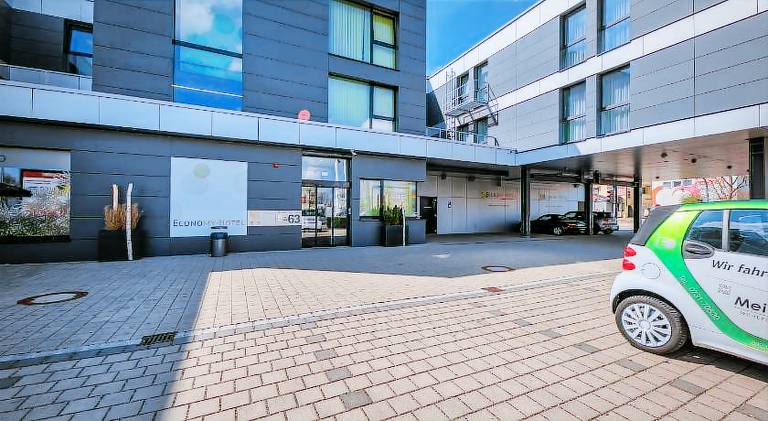 Economy-Hotel — photo 4