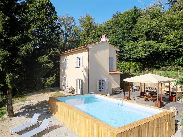 Ferienhaus in Calci für max. 6 Personen