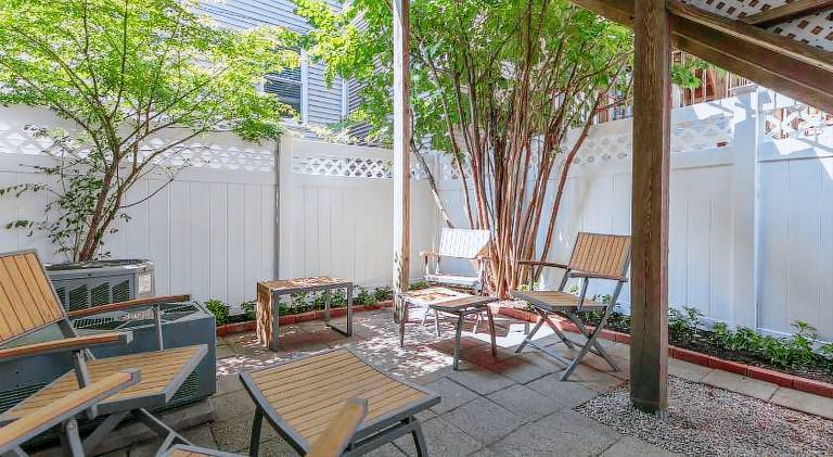 Fully equipped holiday apartment with terrace & yard | Close to the beach | Suitable for remote work | Pet-friendly — photo 3