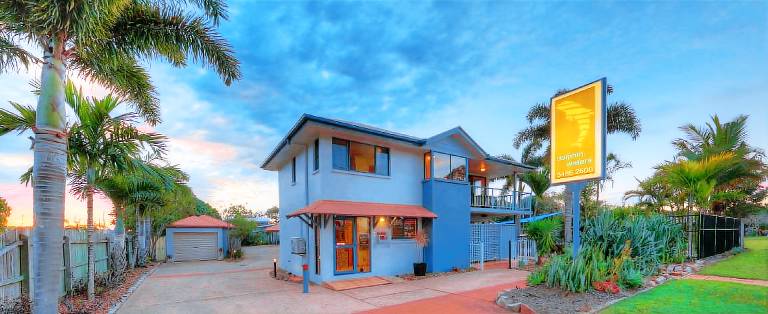 Serviced apartment Tin Can Bay