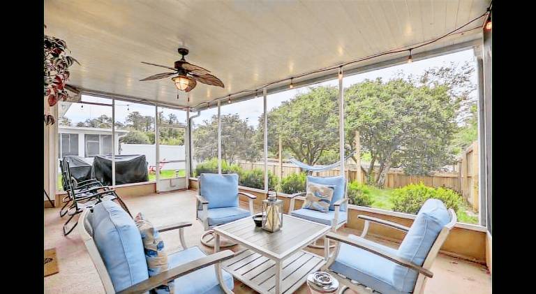 House with 3 rooms for 8 persons in Jacksonville, FL