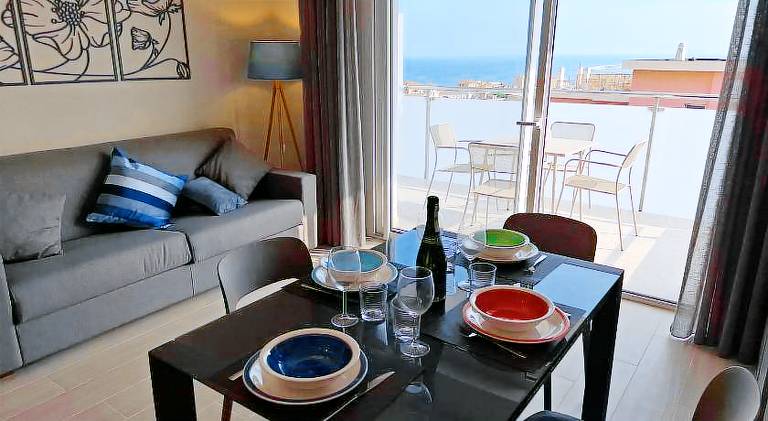 Holiday apartment with patio in Loano