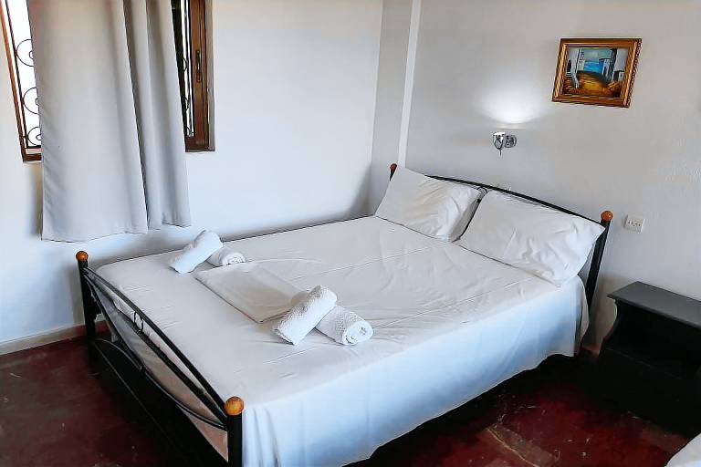 Rental apartment with garden & pool | Sea view | Pet-friendly — photo 2