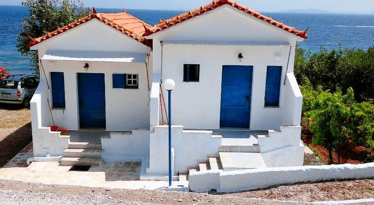 Vacation home with barbecue, garden & terrace | Good for workation in Lesvos