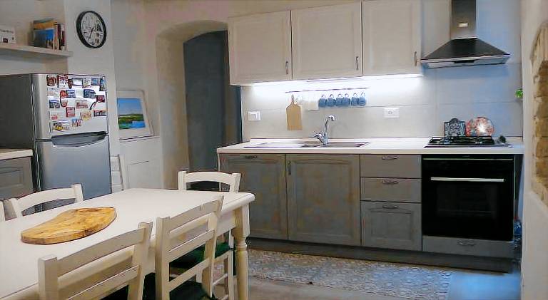 Apartment with 2 rooms for 5 persons — photo 3