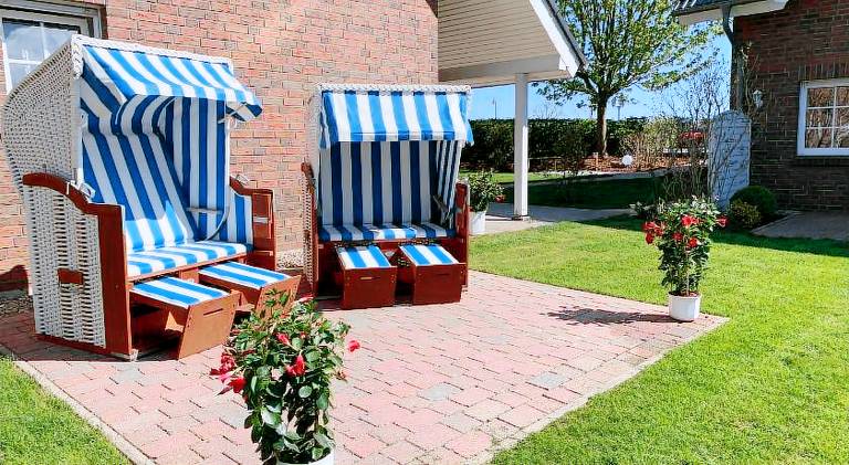Holiday apartment with grill, terrace & garden — photo 5