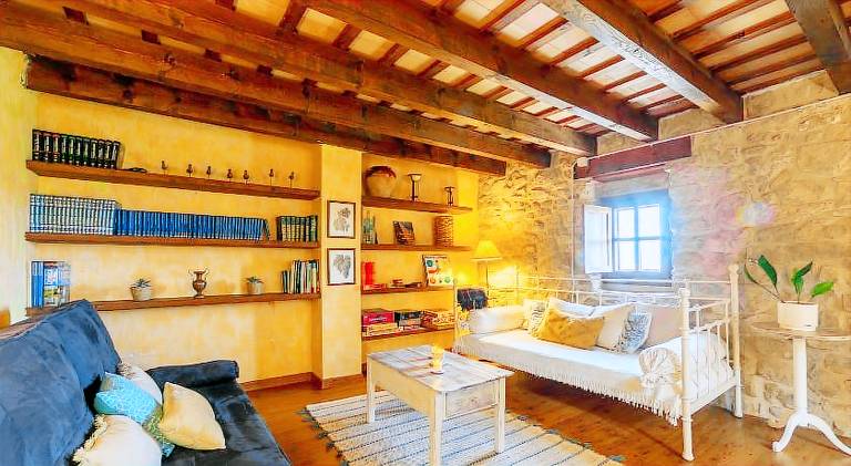 Fully equipped wonderful house with patio, barbecue & private pool | Good for workation | Dogs allowed — photo 3