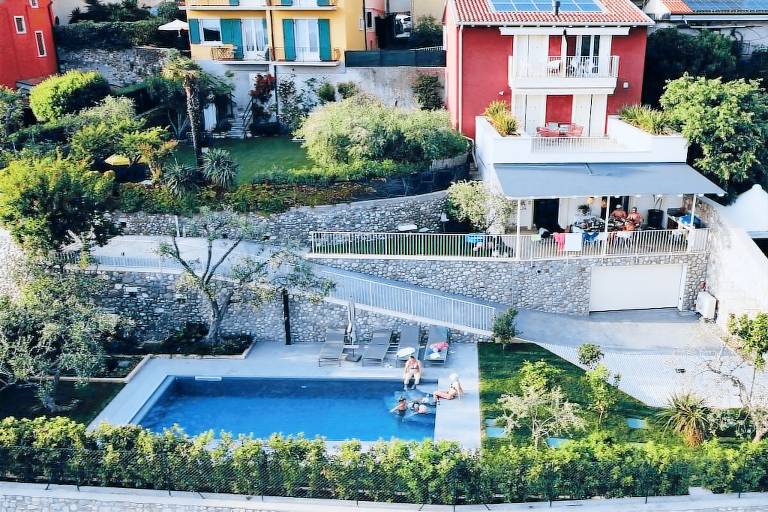 Fully equipped lovely vacation home with terrace, yard & barbecue | Pets are welcome — photo 4