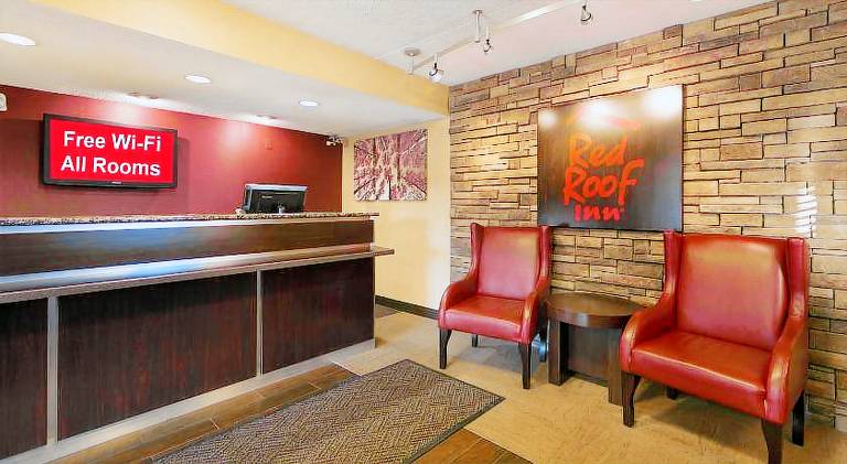 Red Roof Inn Detroit - Warren — photo 5