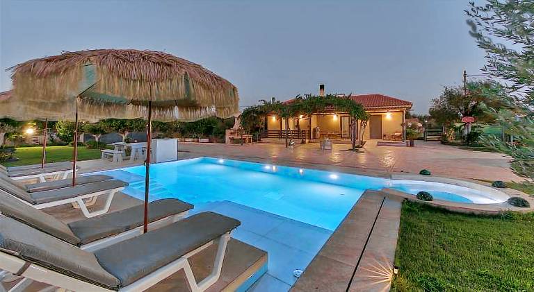 Villa with garden, patio & private pool | Good for workation in Zakynthos