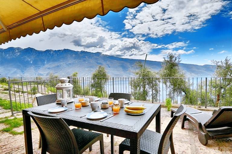 Ferienhaus mit Hund in Oldesio, Gardasee fuer max. 4 Personen