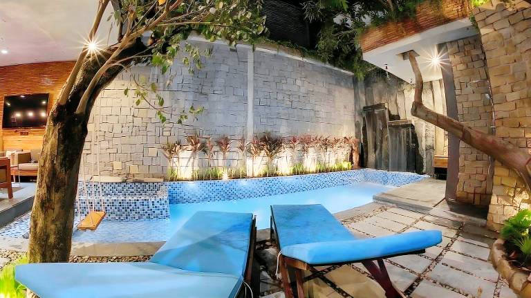 Villa with pool, jacuzzi & BBQ | Perfect for remote work — photo 3