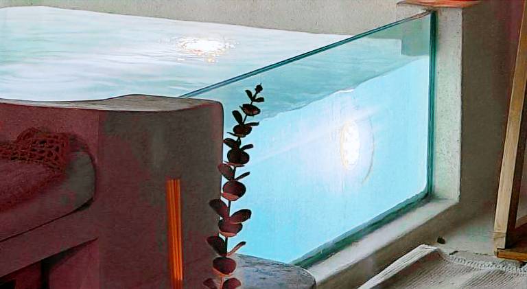 Vacation home with pool — photo 5