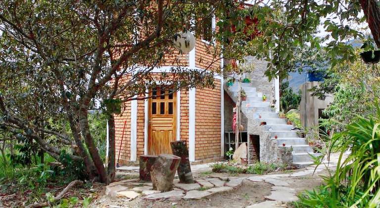 Lodge with garden & patio — photo 3