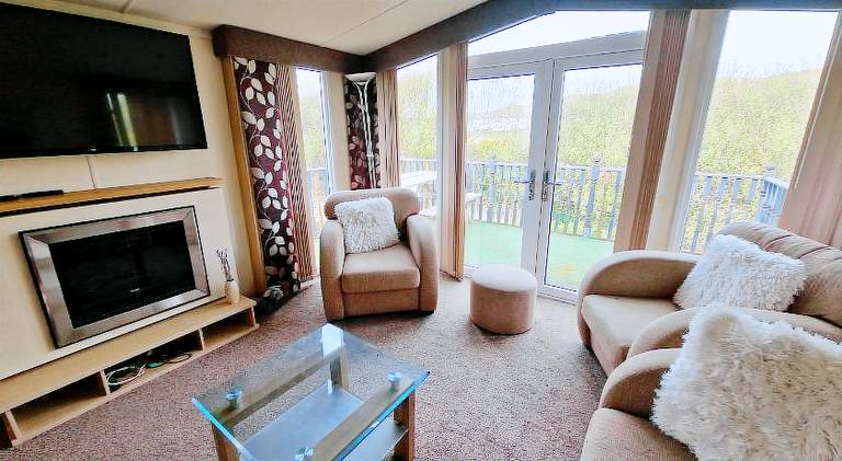 The Beach Hideaway Pet Friendly 2 Bedroom Static Caravan Clarach Bay — photo 2