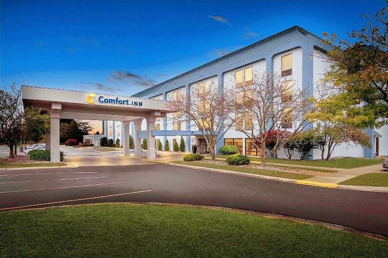 Comfort Inn Cadillac — photo 2