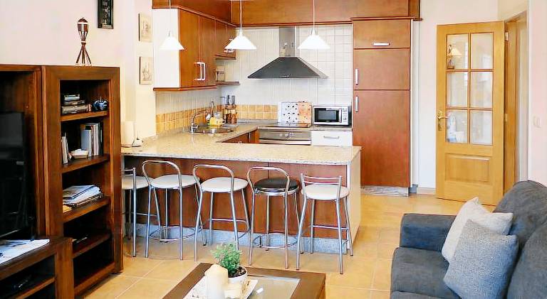 Apartment with 2 rooms for 6 persons in Viveiro