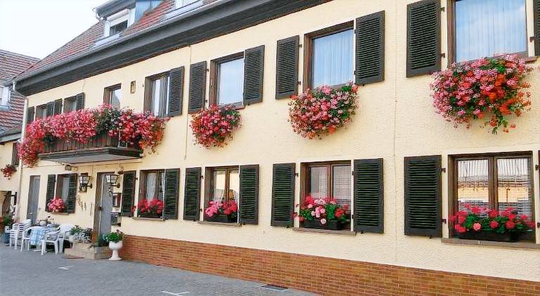 Pension Arnold Neuenburg in Muellheim
