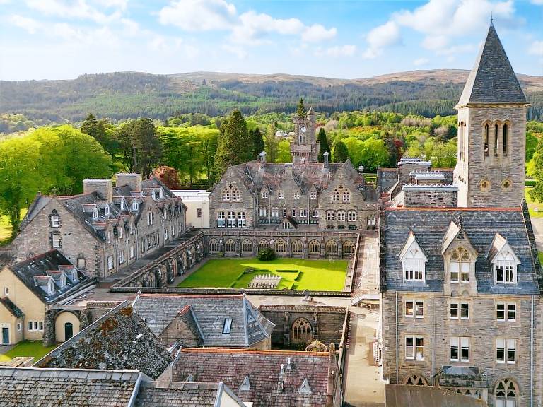 House Fort Augustus