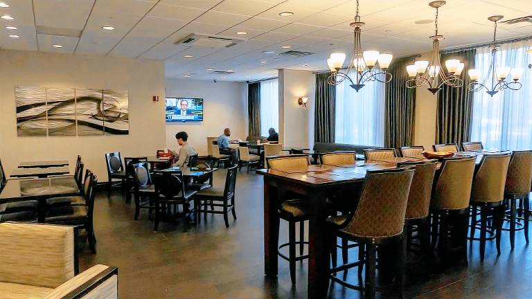 Hampton Inn Carlstadt-At The Meadowlands — photo 5