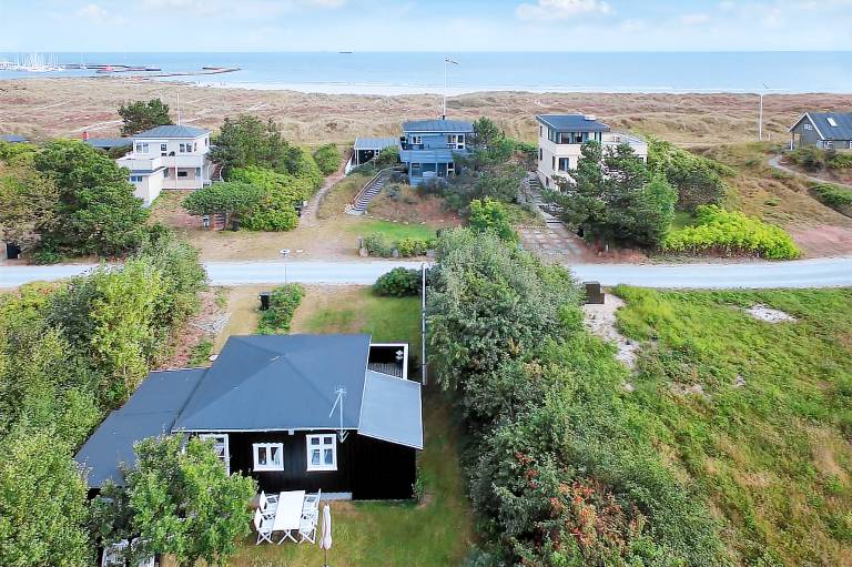 House with patio in Grenaa