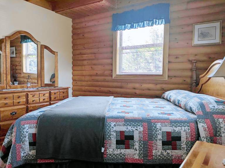 Cabin  Scotsburn