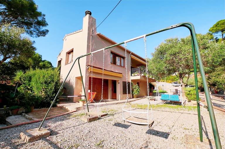 Fully equipped nice apartment with garden, patio & barbeque | Beach nearby | Pets allowed — photo 4