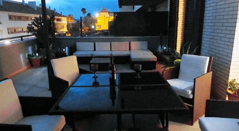 Holiday apartment with pool — photo 5