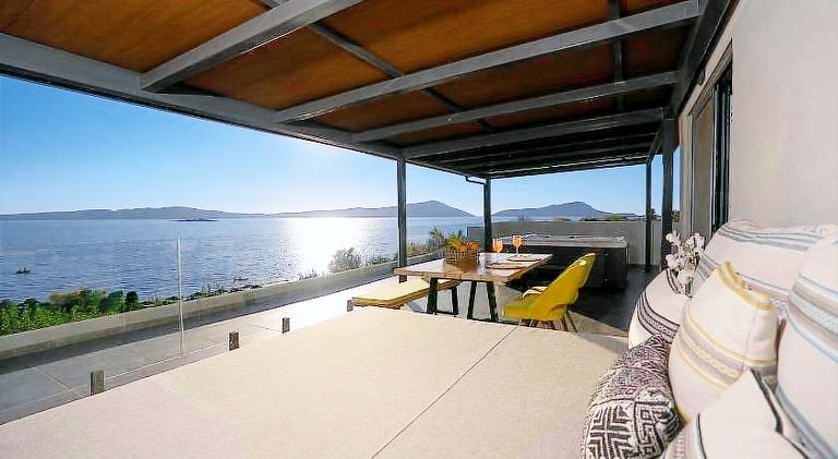 Zoe Seaside Resort — photo 2