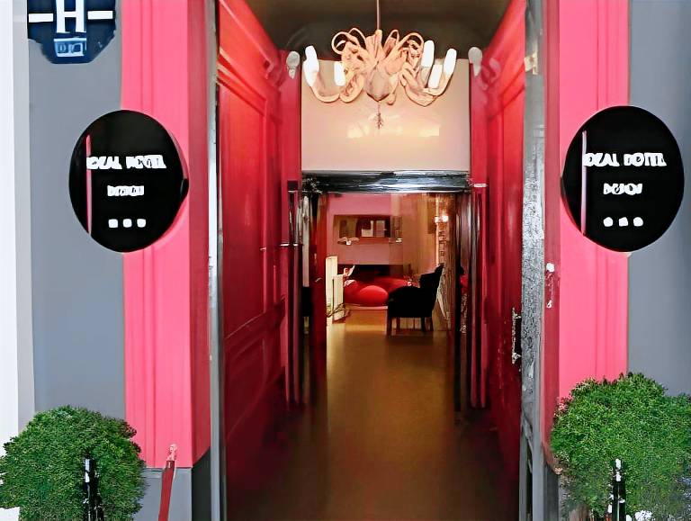 Ideal Hotel Design in Le Kremlin-Bicetre