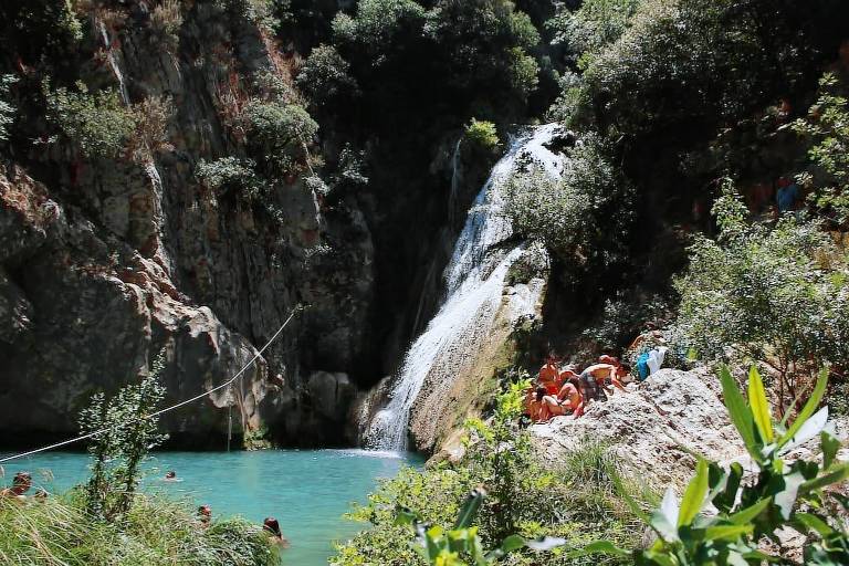 Βίλα  Paralia Finikounta