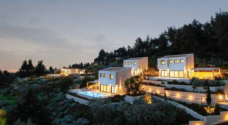 Olive Grove Suites - Villas with private pool and garden — photo 3