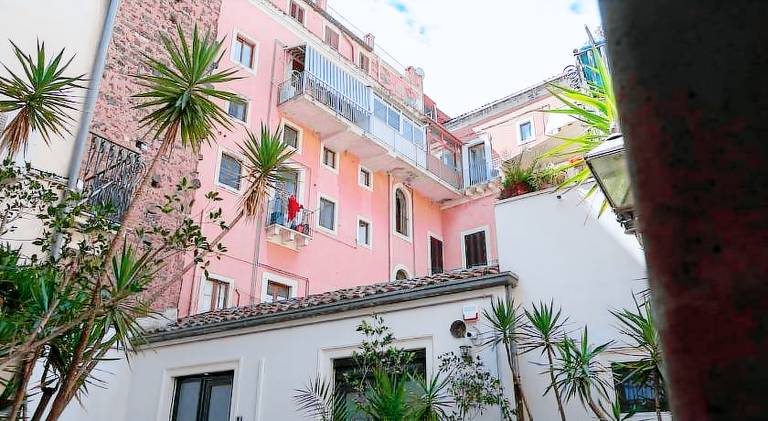 Wonderful rental apartment | Close to Catania Cathedral | Pets allowed — photo 3