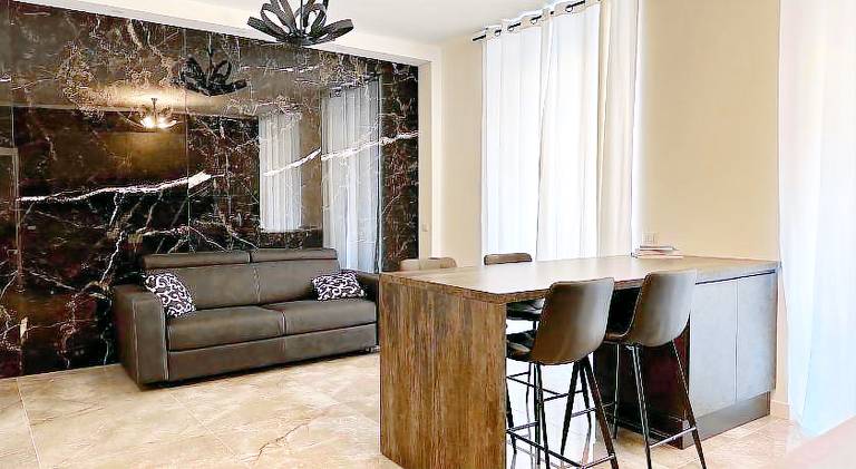 Holiday apartment with jacuzzi in Bergamo