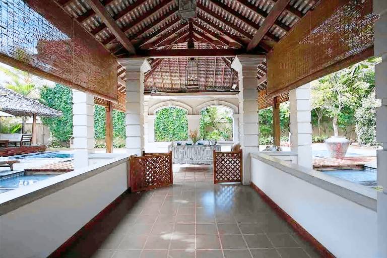 Villa with patio, yard & private pool | Suitable for remote work — photo 4
