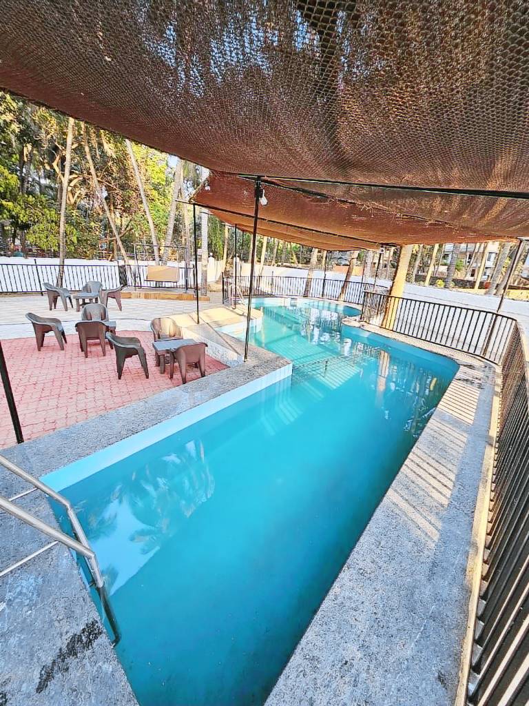 Resort  Manori