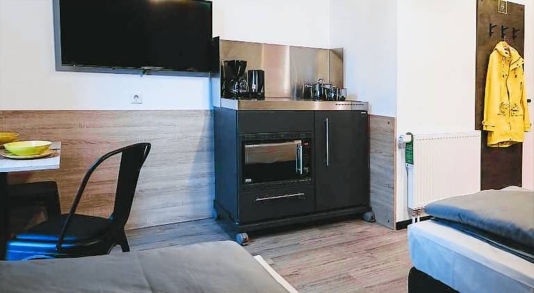 Das Schlafwerk Stuttgart-Nord -SELF-CHECK IN - keine Rezeption-LowBudget-cashless — photo 2