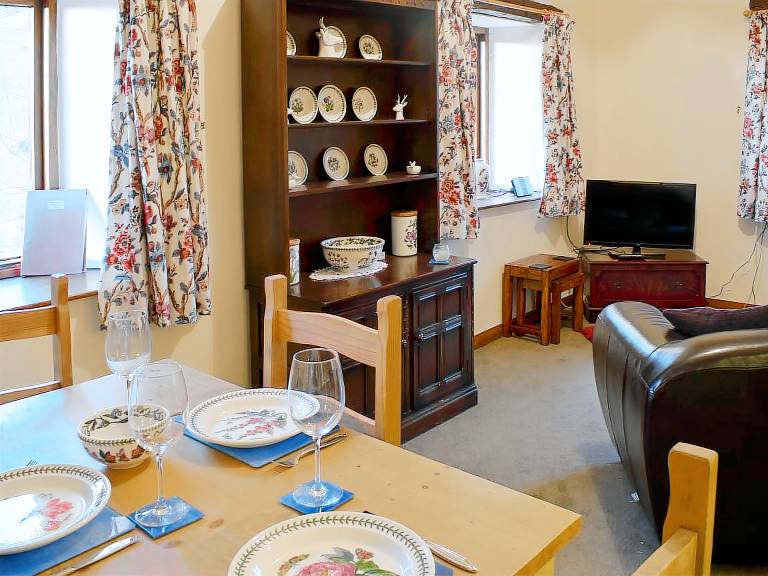 Cottage with garden | River view — photo 2