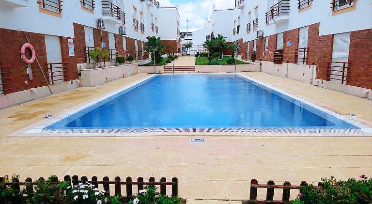 Rental apartment with pool — photo 4