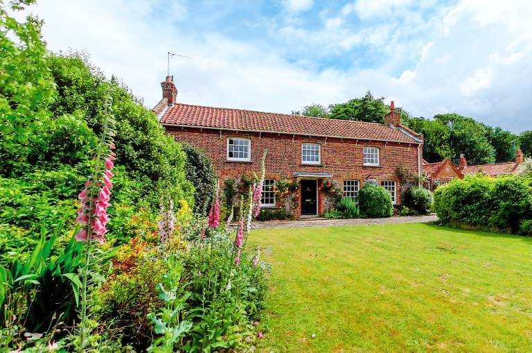 4 Bed in Harpley oc 1989