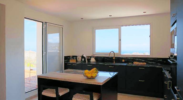 Casa Corborio, villa duplex L'Ile-Rousse, 3 suites, sea view, parking — photo 4