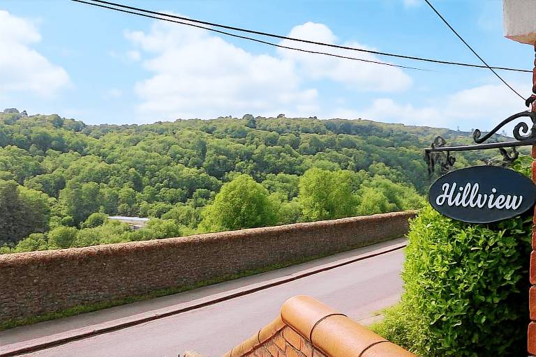 4 Bed Townhouse Sleeps 7 Garden Pets Valley View