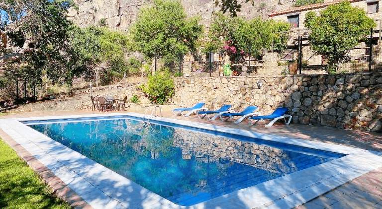 House with garden, barbecue & private pool — photo 2