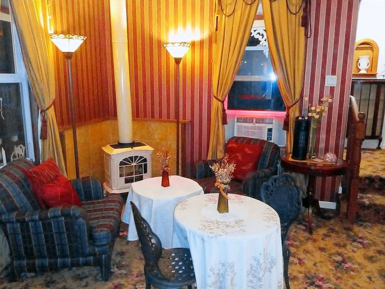 All Seasons Groveland Inn — photo 4