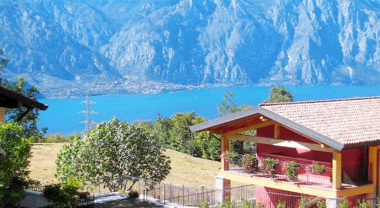 Farm with terrace, pool & jacuzzi in Malcesine